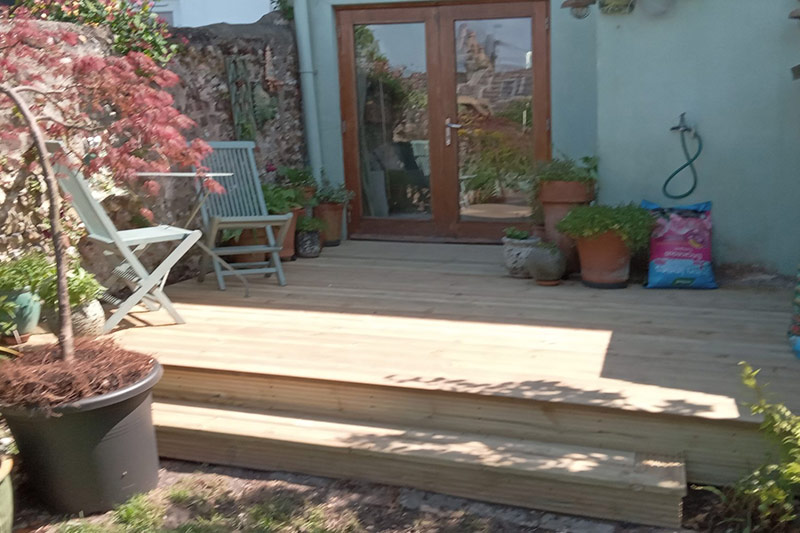 brighton garden decking female carpenter brighton garden decking female carpenter
