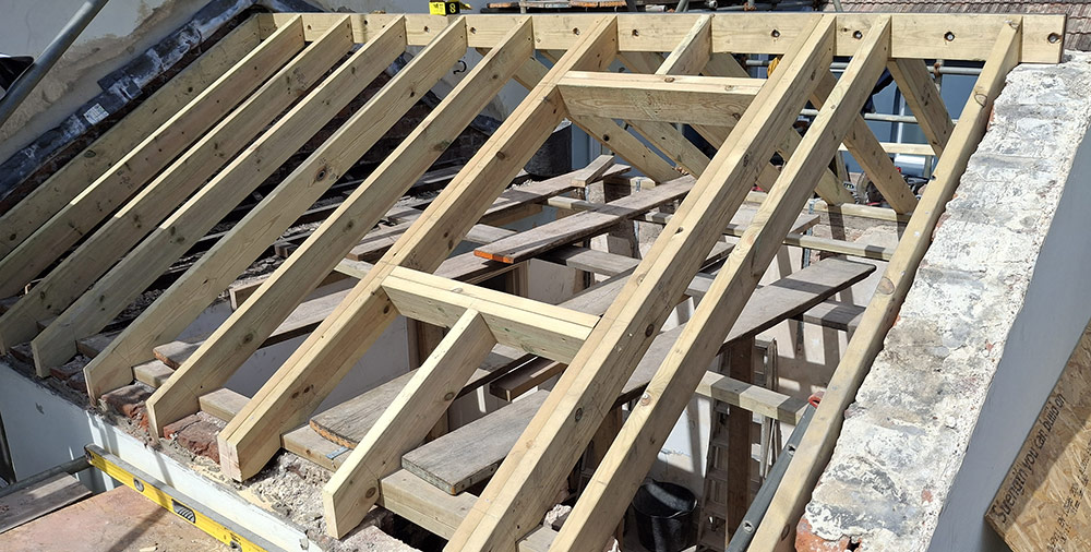 structural roof timber woodworker