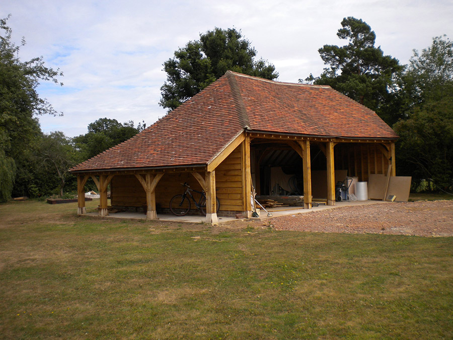 wooden barn in sussex